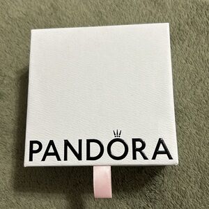 Pandora chain